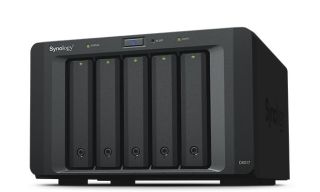 SYNOLOGY DX517 5-Bay HDD-Case for DS1517+ DS1817+ inclusive extansion cable